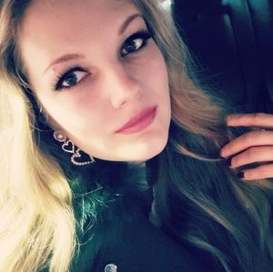 Meet your Posher, Posh